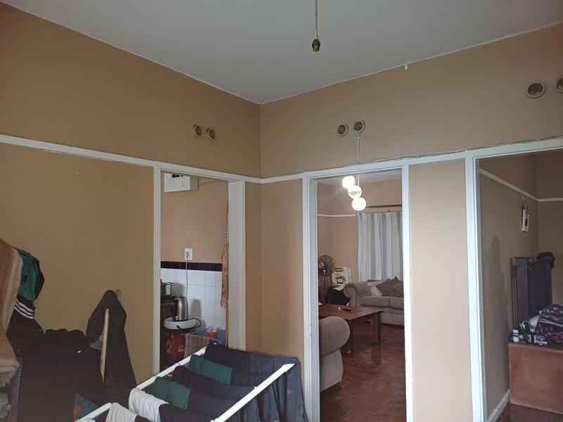 1 Bedroom Property for Sale in Westridge KwaZulu-Natal