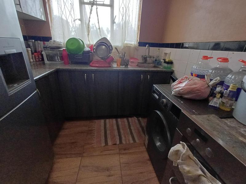 1 Bedroom Property for Sale in Westridge KwaZulu-Natal