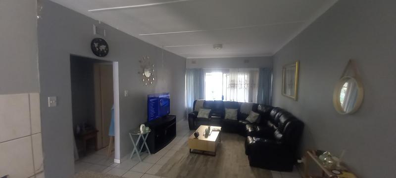 2 Bedroom Property for Sale in Meer En See KwaZulu-Natal