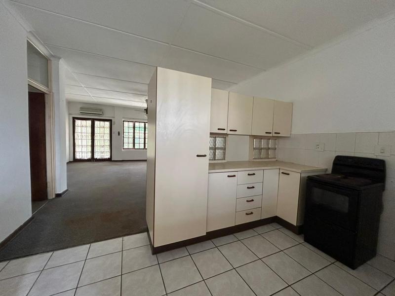 2 Bedroom Property for Sale in Umtentweni KwaZulu-Natal