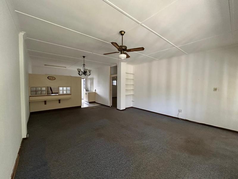 2 Bedroom Property for Sale in Umtentweni KwaZulu-Natal