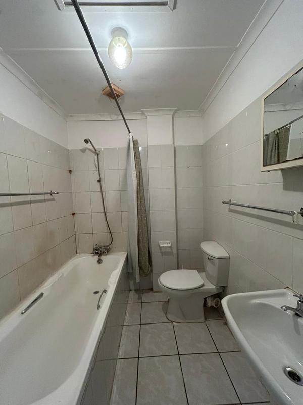 2 Bedroom Property for Sale in Umtentweni KwaZulu-Natal