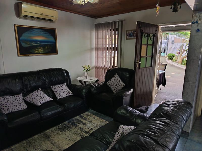 3 Bedroom Property for Sale in Hillgrove KwaZulu-Natal