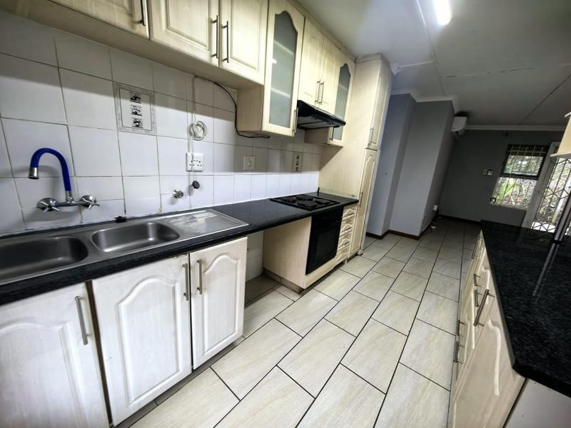 To Let 3 Bedroom Property for Rent in Clare Hills KwaZulu-Natal
