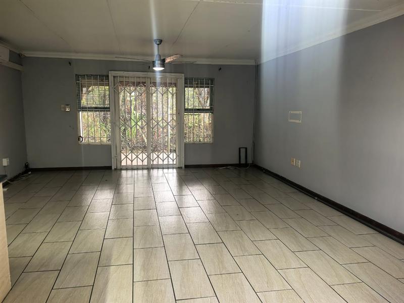 To Let 3 Bedroom Property for Rent in Clare Hills KwaZulu-Natal