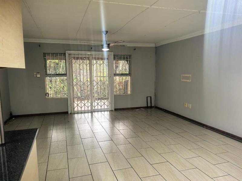 To Let 3 Bedroom Property for Rent in Clare Hills KwaZulu-Natal