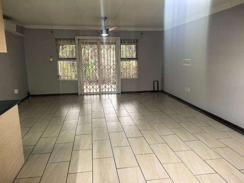 To Let 3 Bedroom Property for Rent in Clare Hills KwaZulu-Natal