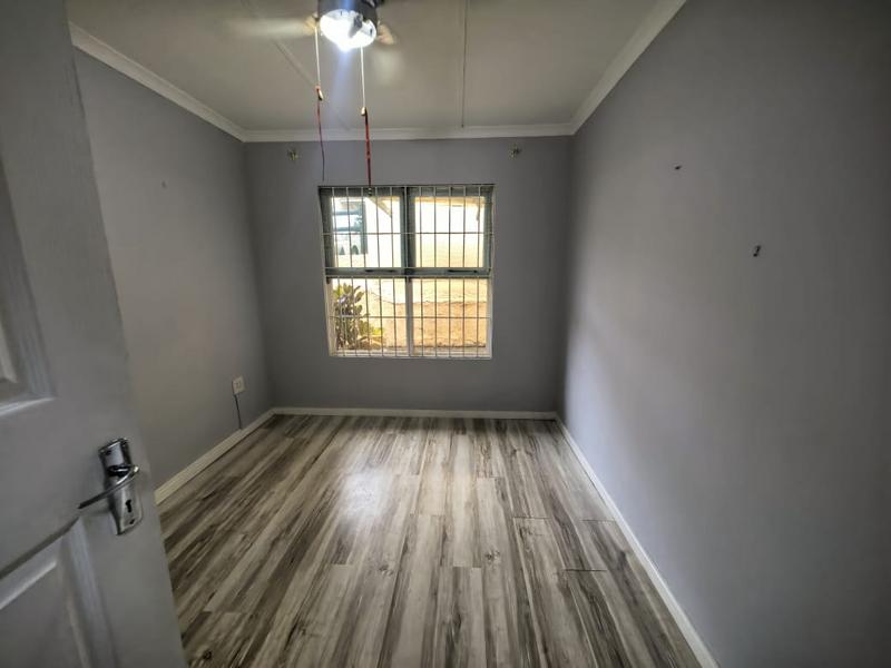 To Let 3 Bedroom Property for Rent in Clare Hills KwaZulu-Natal
