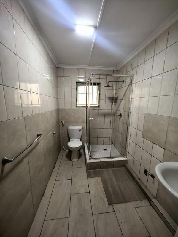 To Let 3 Bedroom Property for Rent in Clare Hills KwaZulu-Natal