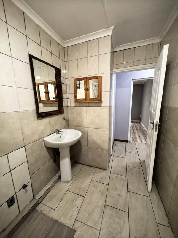 To Let 3 Bedroom Property for Rent in Clare Hills KwaZulu-Natal