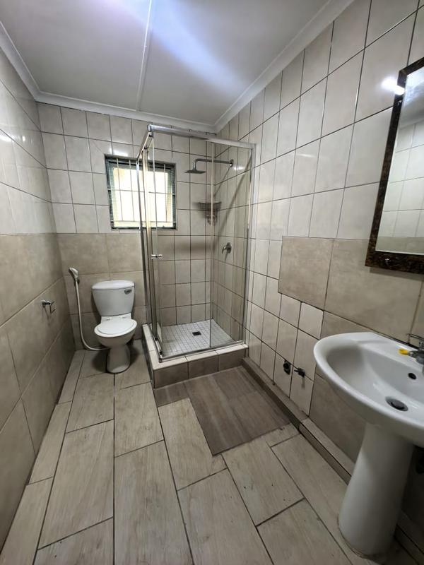 To Let 3 Bedroom Property for Rent in Clare Hills KwaZulu-Natal