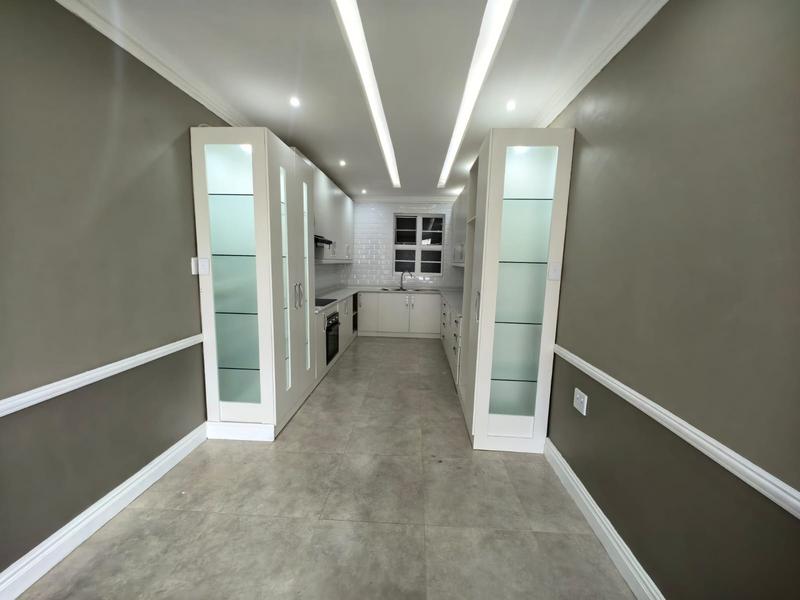 To Let 2 Bedroom Property for Rent in Windermere KwaZulu-Natal