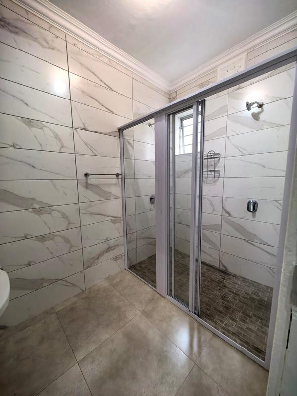 To Let 2 Bedroom Property for Rent in Windermere KwaZulu-Natal