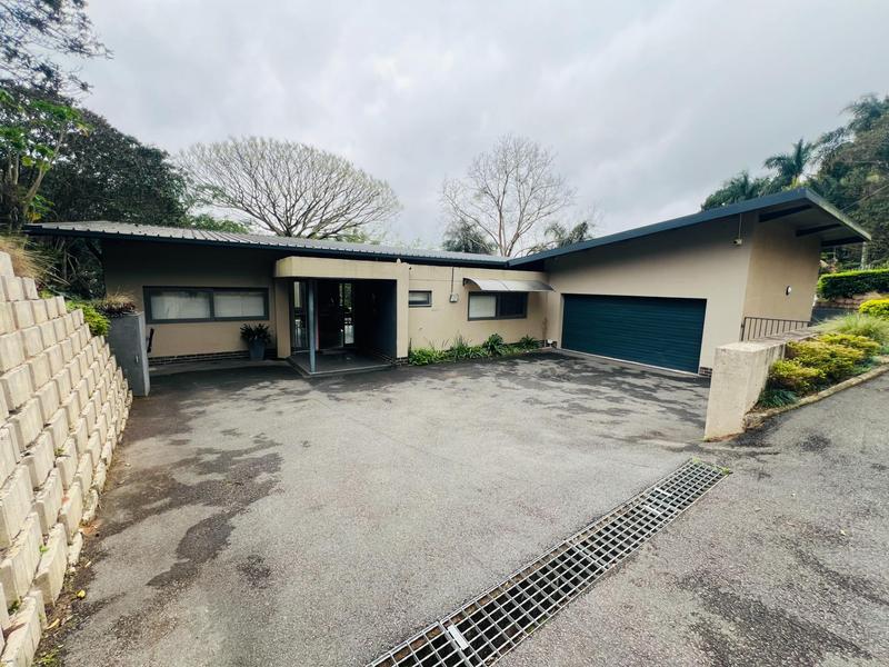 4 Bedroom Property for Sale in Cowies Hill KwaZulu-Natal