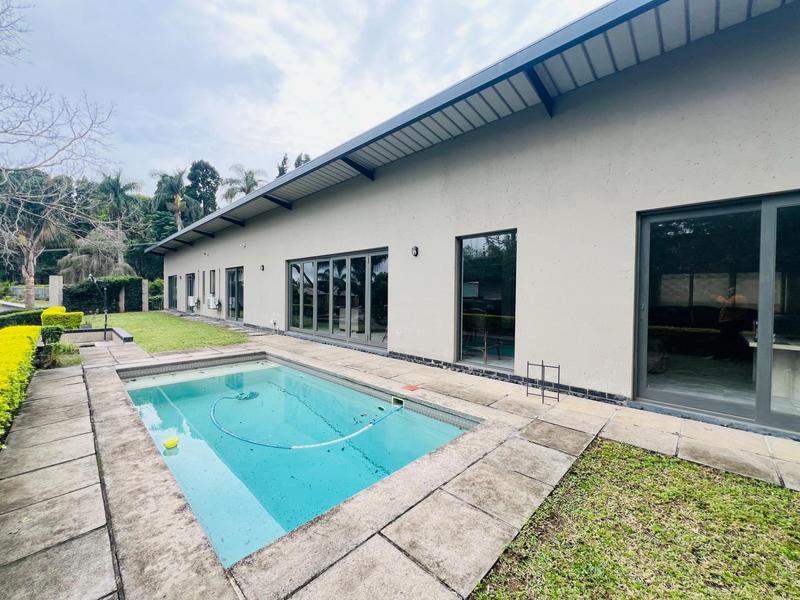 4 Bedroom Property for Sale in Cowies Hill KwaZulu-Natal