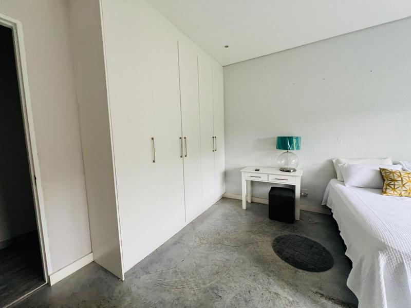 4 Bedroom Property for Sale in Cowies Hill KwaZulu-Natal