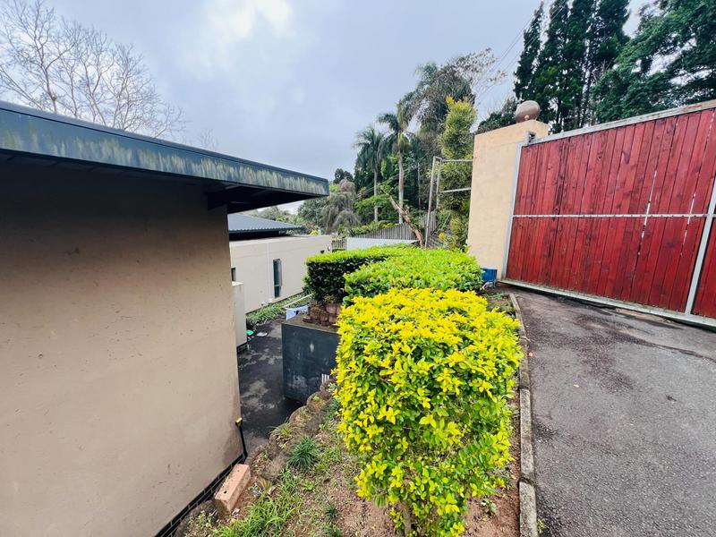 4 Bedroom Property for Sale in Cowies Hill KwaZulu-Natal