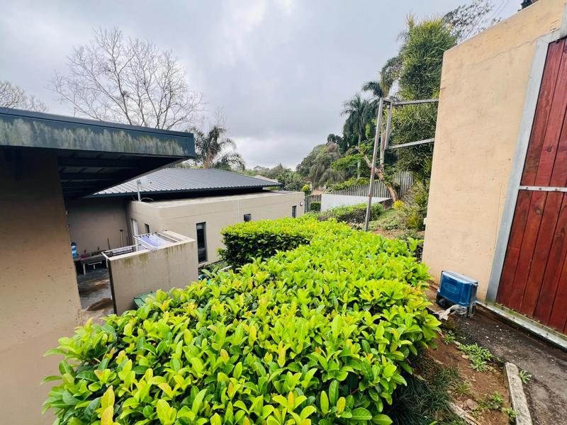 4 Bedroom Property for Sale in Cowies Hill KwaZulu-Natal