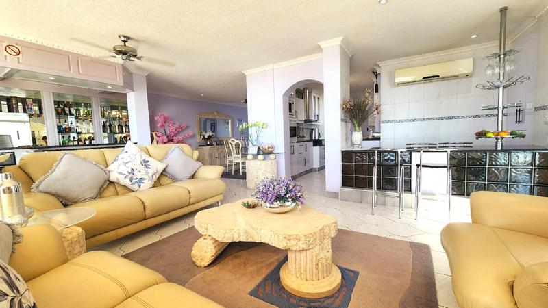 4 Bedroom Property for Sale in Margate Beach KwaZulu-Natal
