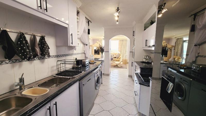 4 Bedroom Property for Sale in Margate Beach KwaZulu-Natal