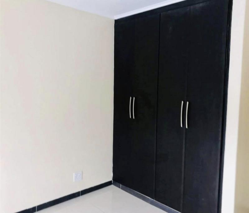 To Let 3 Bedroom Property for Rent in Essenwood KwaZulu-Natal