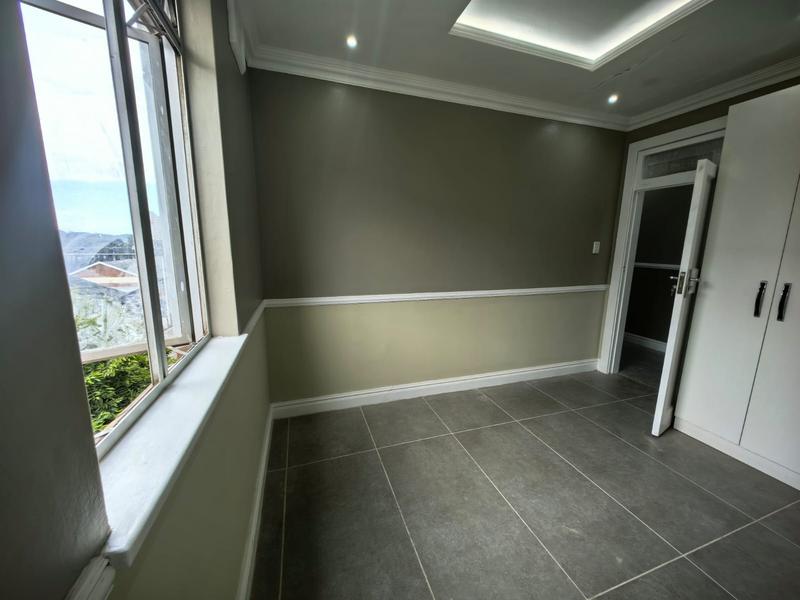 To Let 2 Bedroom Property for Rent in Windermere KwaZulu-Natal