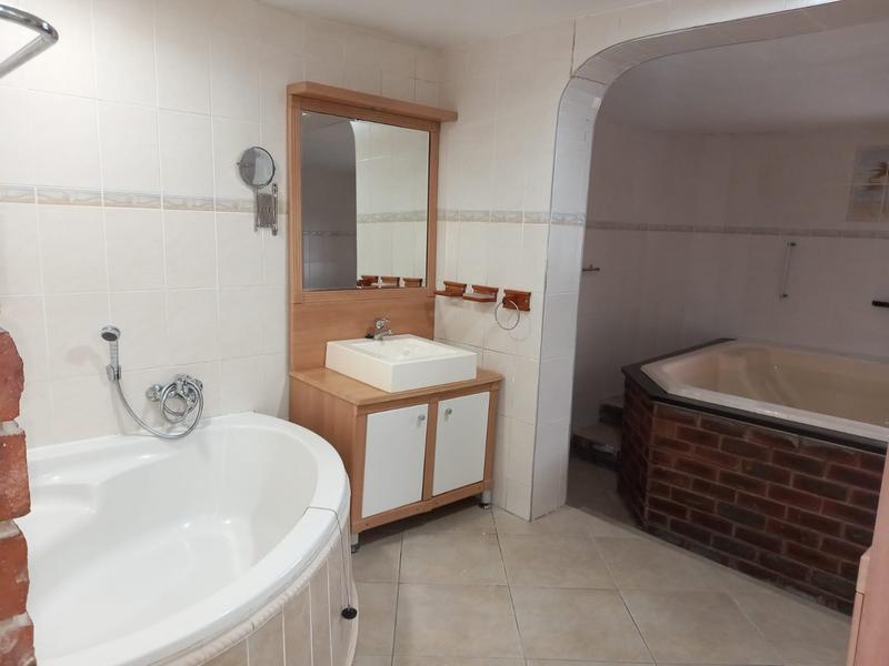 7 Bedroom Property for Sale in Moseley KwaZulu-Natal
