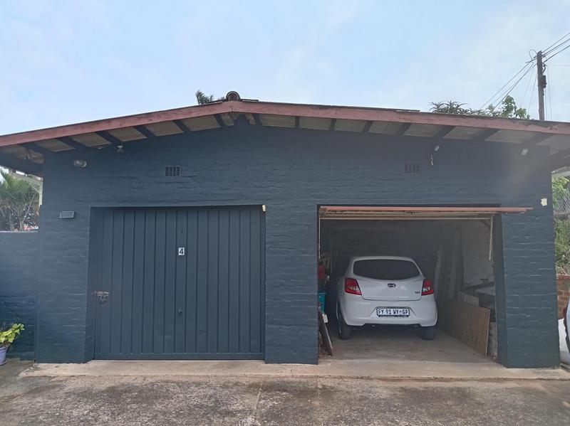 2 Bedroom Property for Sale in Umkomaas KwaZulu-Natal