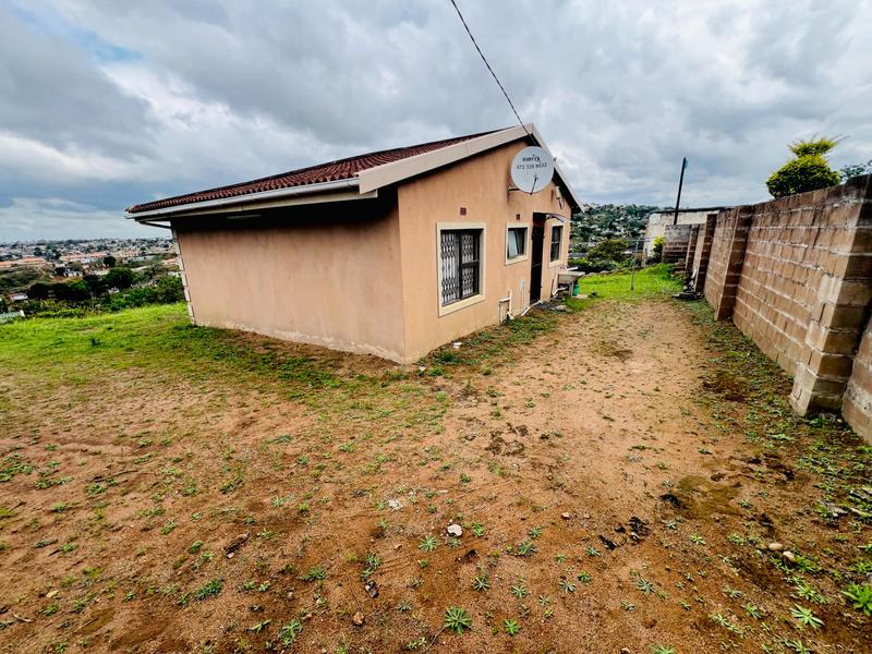 2 Bedroom Property for Sale in Ntuzuma KwaZulu-Natal