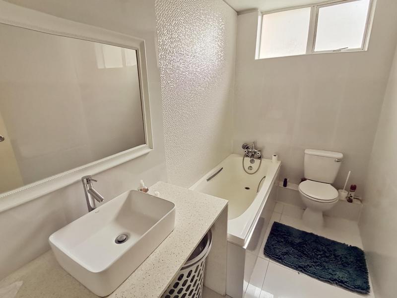 To Let 3 Bedroom Property for Rent in South Beach KwaZulu-Natal