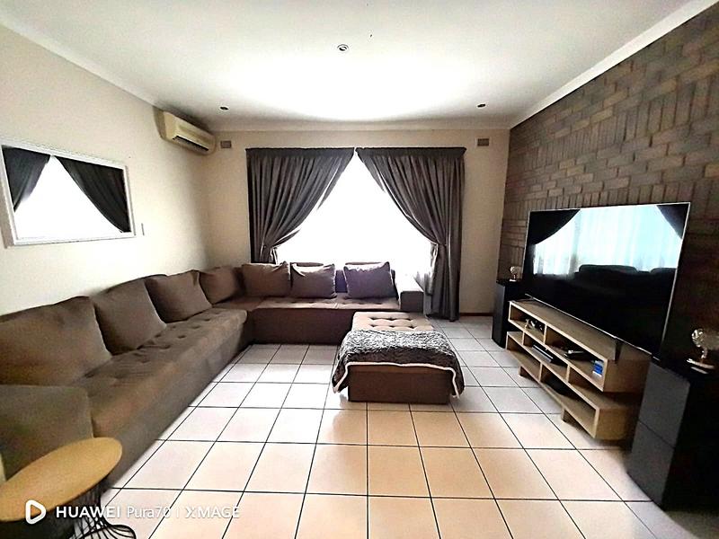3 Bedroom Property for Sale in Shallcross KwaZulu-Natal