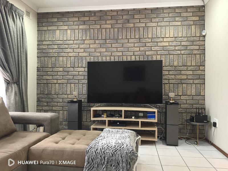 3 Bedroom Property for Sale in Shallcross KwaZulu-Natal