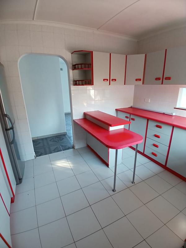 3 Bedroom Property for Sale in Umzinto KwaZulu-Natal