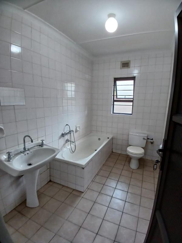 3 Bedroom Property for Sale in Umzinto KwaZulu-Natal