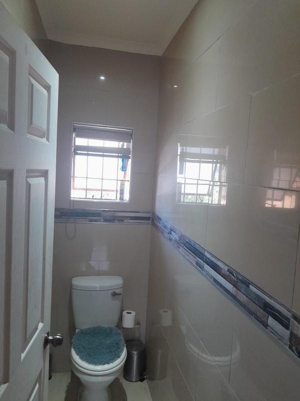 To Let 3 Bedroom Property for Rent in Bluff KwaZulu-Natal