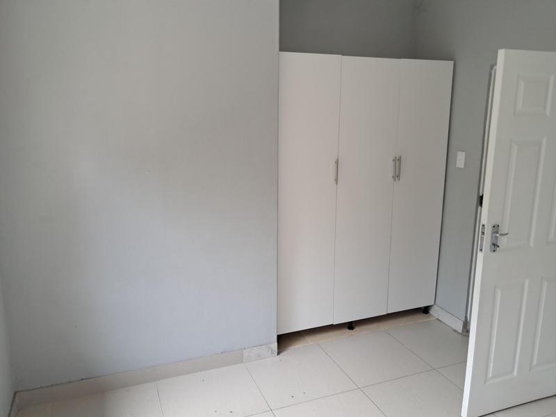 To Let 4 Bedroom Property for Rent in Berea West KwaZulu-Natal