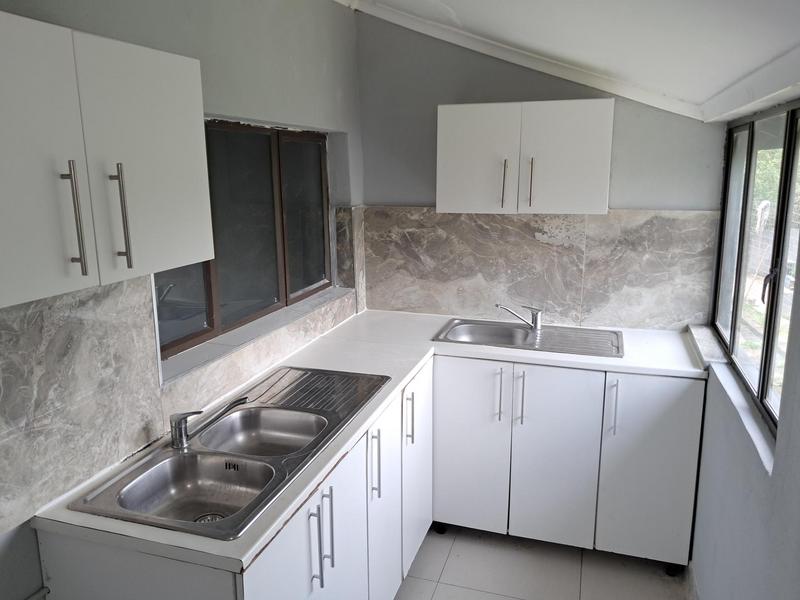 To Let 4 Bedroom Property for Rent in Berea West KwaZulu-Natal