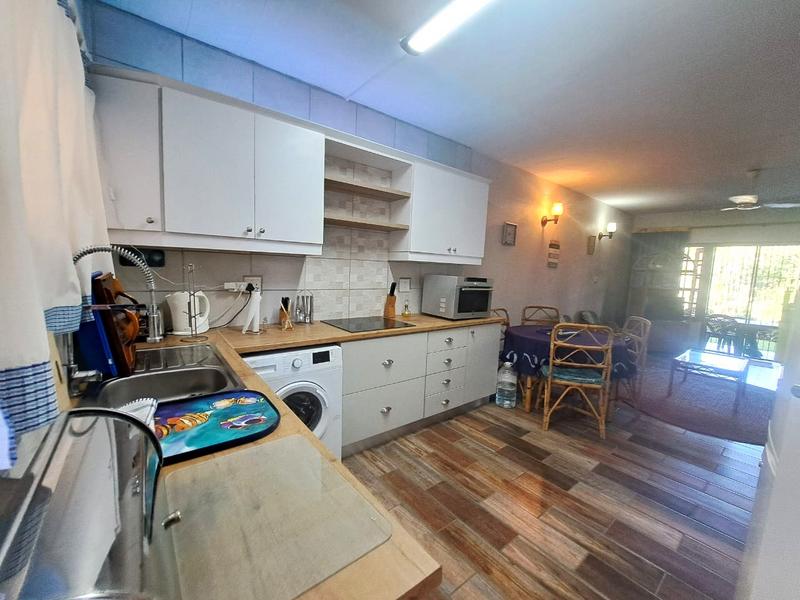 To Let 2 Bedroom Property for Rent in Rennies Beach KwaZulu-Natal