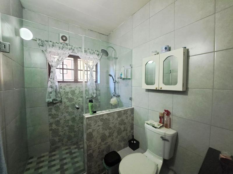 To Let 2 Bedroom Property for Rent in Rennies Beach KwaZulu-Natal