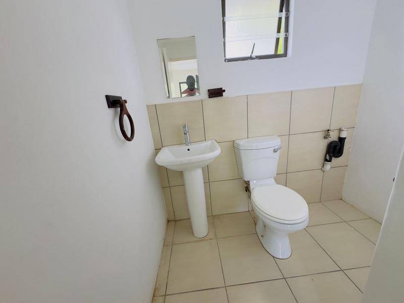 To Let 1 Bedroom Property for Rent in Sunningdale KwaZulu-Natal