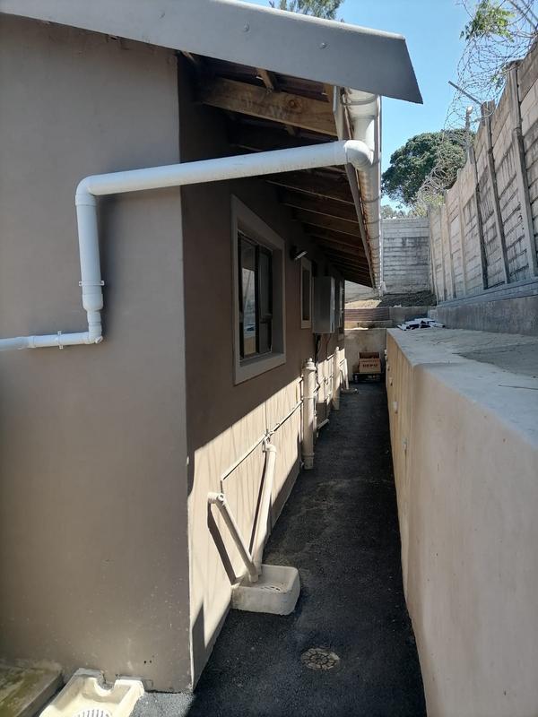 To Let 1 Bedroom Property for Rent in Malvern KwaZulu-Natal