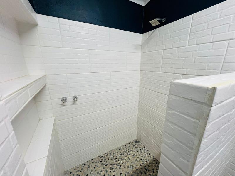 1 Bedroom Property for Sale in Hillcrest KwaZulu-Natal