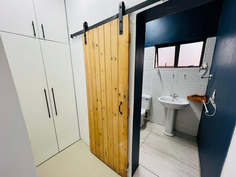 1 Bedroom Property for Sale in Hillcrest KwaZulu-Natal