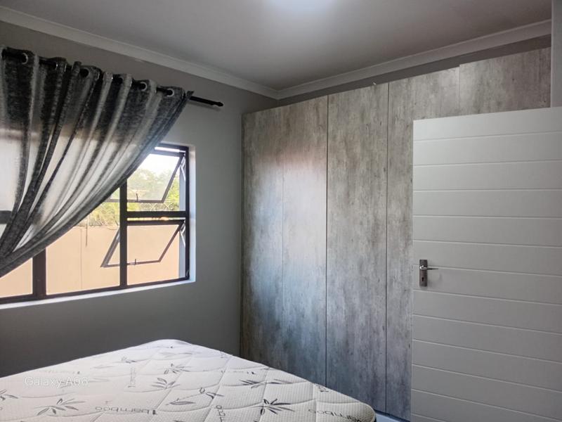 To Let 3 Bedroom Property for Rent in Umtentweni KwaZulu-Natal