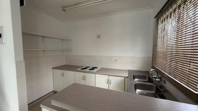 To Let 1 Bedroom Property for Rent in Malvern KwaZulu-Natal