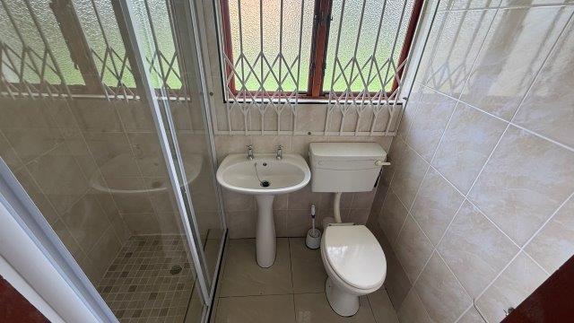 To Let 1 Bedroom Property for Rent in Malvern KwaZulu-Natal