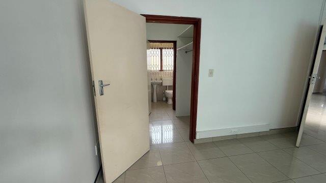 To Let 1 Bedroom Property for Rent in Malvern KwaZulu-Natal