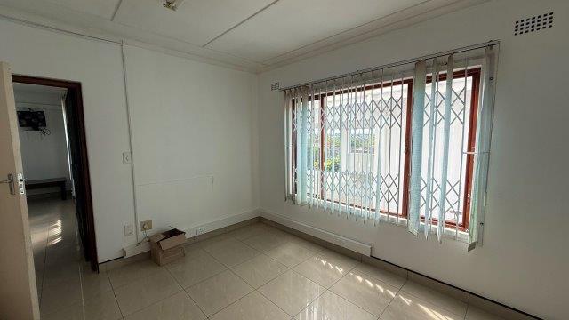 To Let 1 Bedroom Property for Rent in Malvern KwaZulu-Natal
