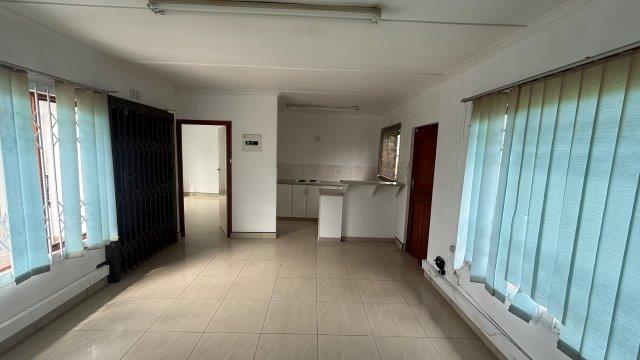 To Let 1 Bedroom Property for Rent in Malvern KwaZulu-Natal