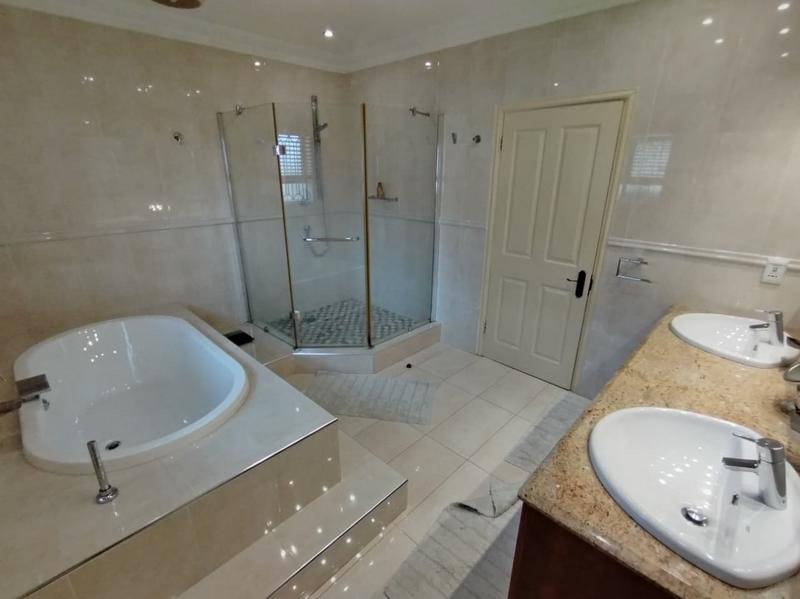 3 Bedroom Property for Sale in Beverley Hills KwaZulu-Natal